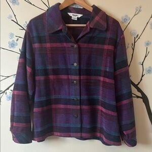 Alia VGUC Women's Plaid Button-Up jacket- Purple and Blue, pretty buttons